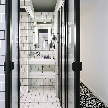 Hotel Western Premier Faubourg 88 Parijs