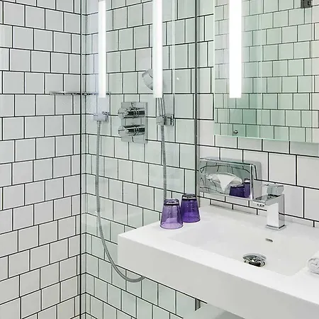 Hotel Western Premier Faubourg 88 4*