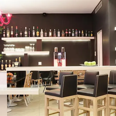 Hotel Western Premier Faubourg 88