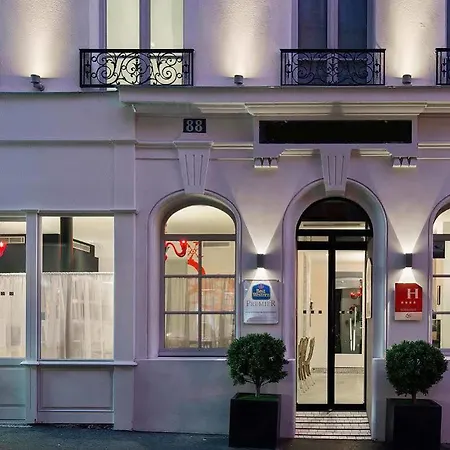 Hotel Western Premier Faubourg 88 4*
