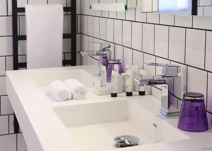 호텔 베스트 웨스턴 프리미어 포부르그 88