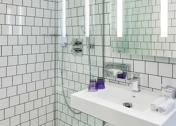 호텔 베스트 웨스턴 프리미어 포부르그 88 4*